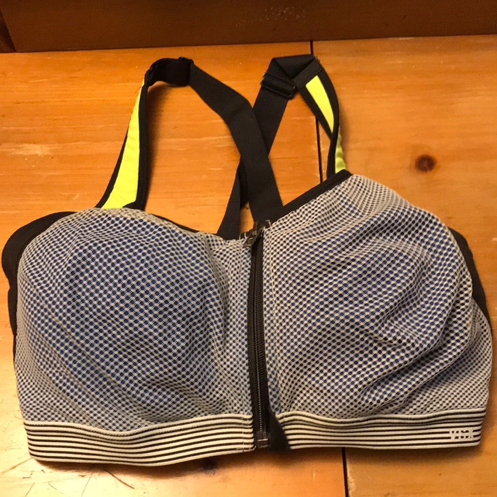 VSX sports bra
